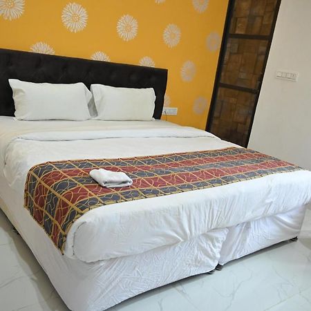 Hotel Apni Haveli อุเดเปอร์ ภายนอก รูปภาพ